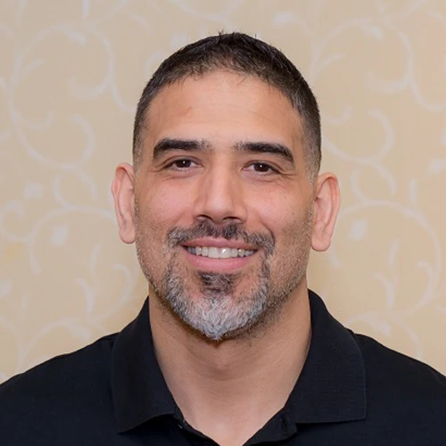 Chiropractor Union NJ Robert Zuniga